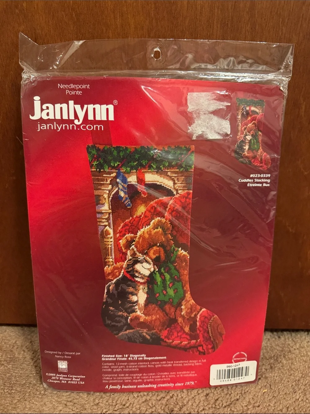 Vtg 2005 Janlynn Needlepoint “Cuddle Stocking” stocking kit